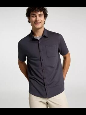 VRST Refined KnitShort-Sleeve Casual Button-Down Shirt in Graphic Charcoal